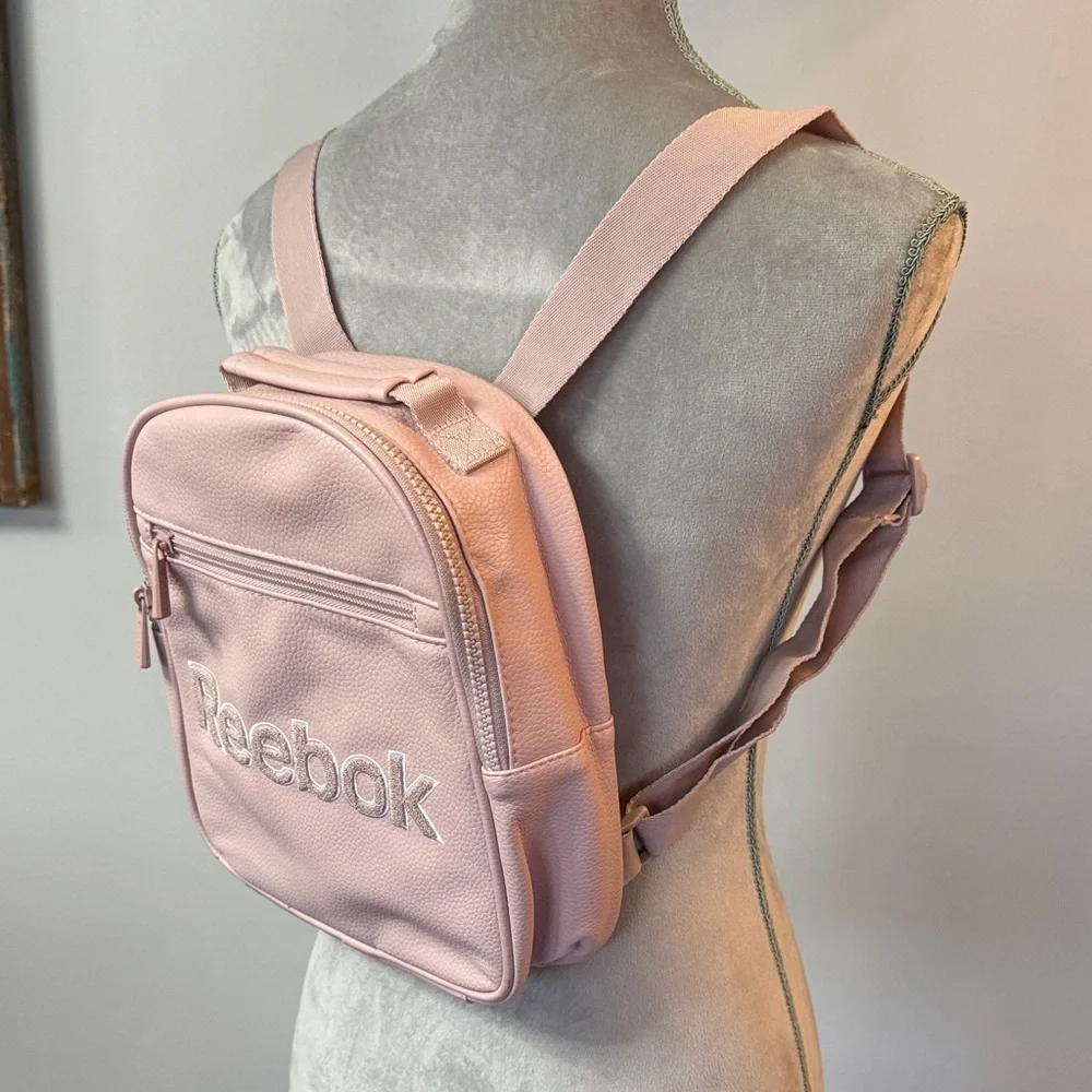 Reebok Light Pink 11 inch Backpack EUC